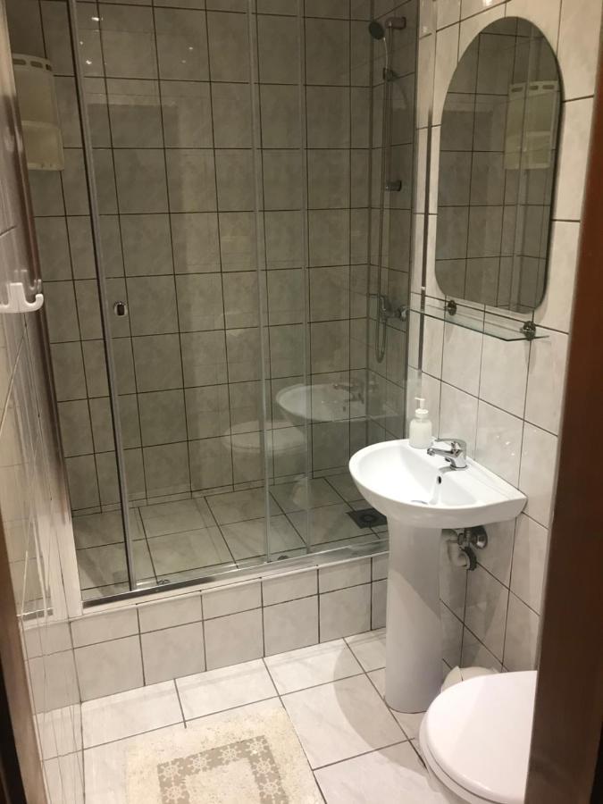 Pensjonat Janus Hotel Ruciane-Nida Kültér fotó